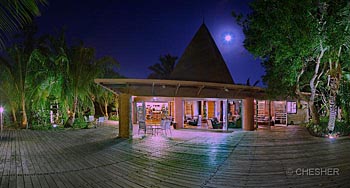 l'Escapade Island Resort Reception
