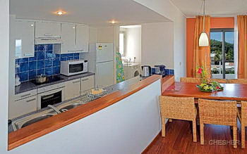 la promenade hotel noumea suite royale kitchen
